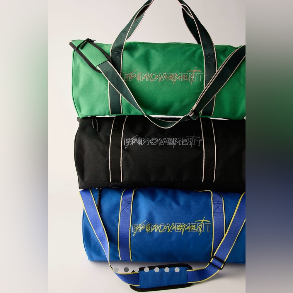 NWT FREE PEOPLE MOVEMENT Good Sport Duffle Bag | Black MSRP $78 - Picture 8 of 15